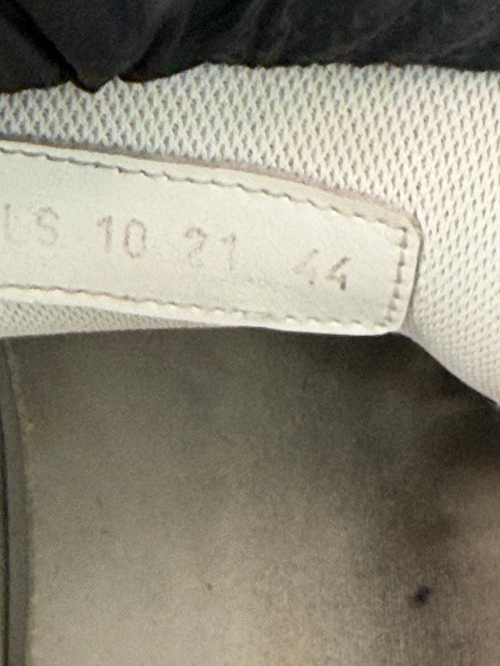Authentic Dior B22 White Trainers – EU 44