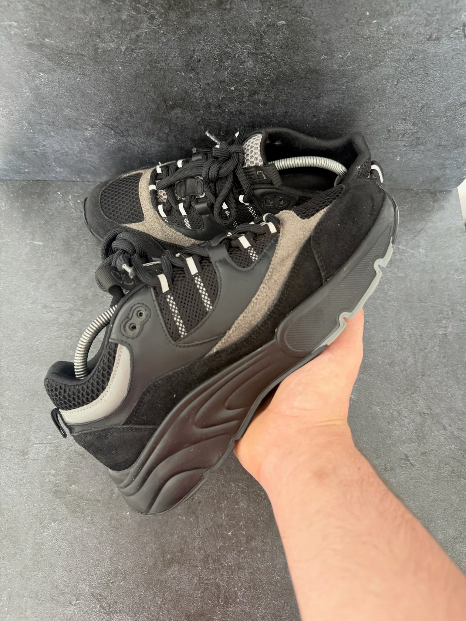 Cleens Aero Runner Black Onyx Men's Trainer UK 9 | Retro Italian Leather Sneaker