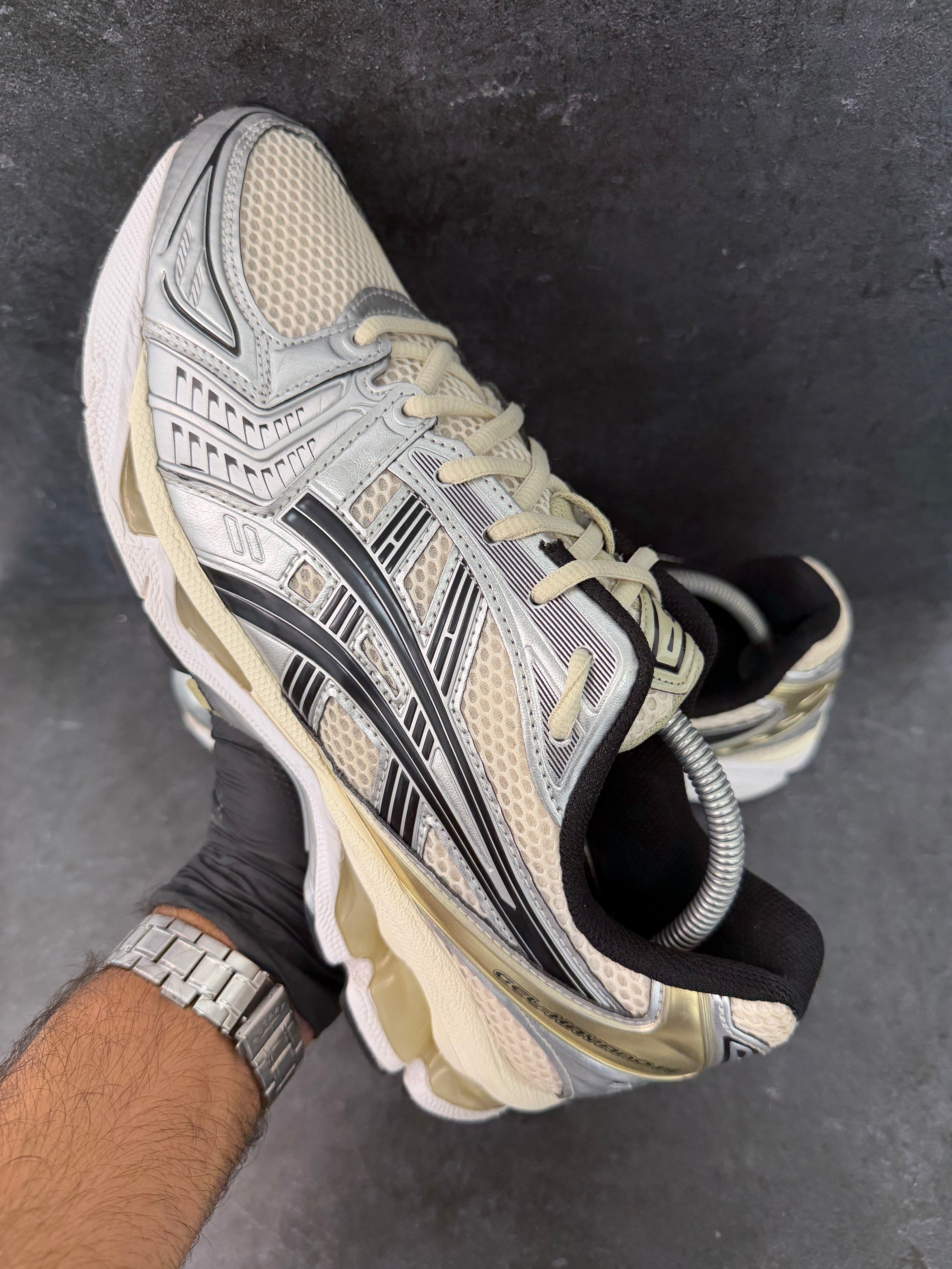 Authentic ASICS Gel-Kayano Silver/Brown – UK 10
