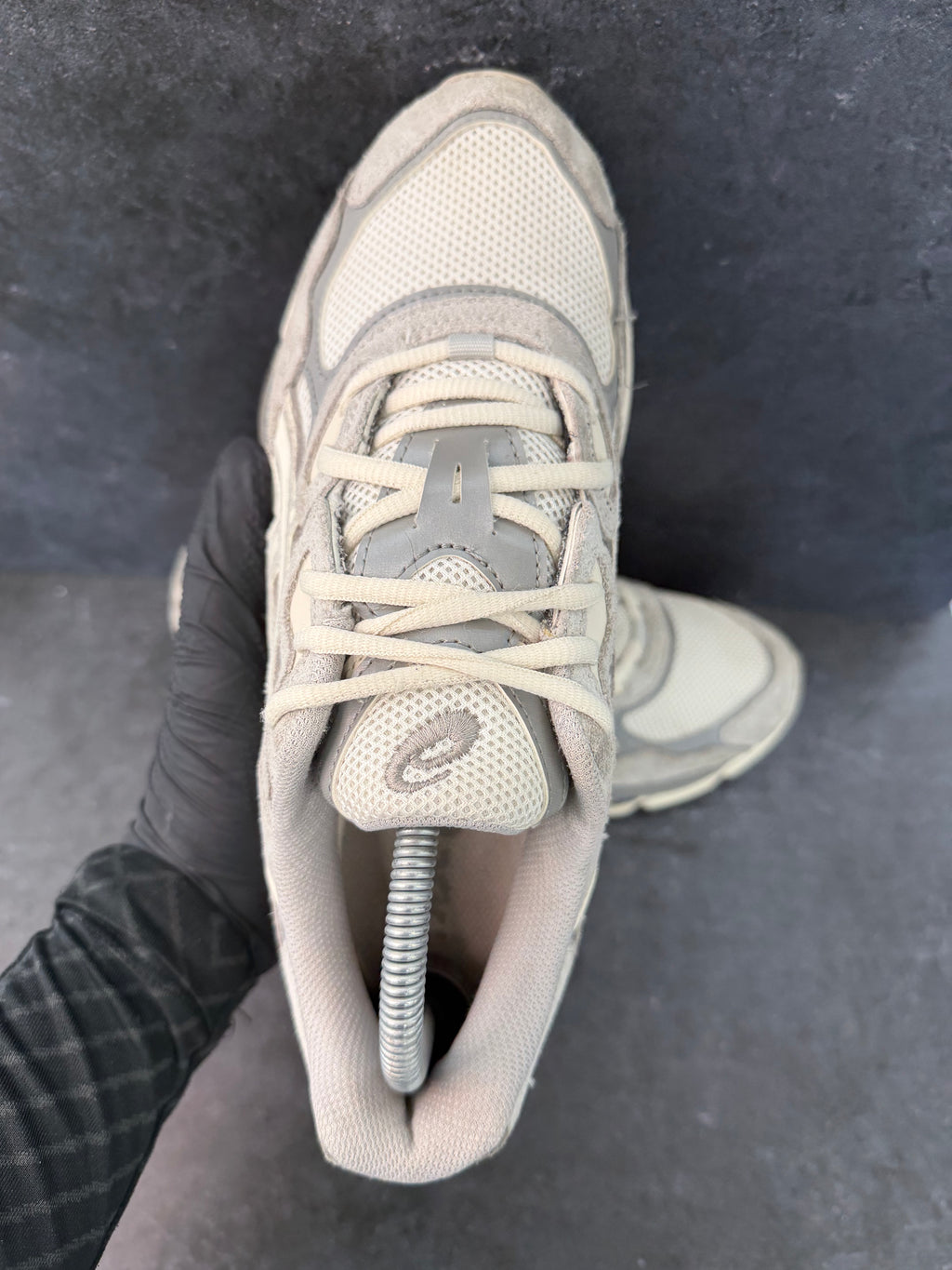 Authentic ASICS Gel-NYC Grey/White – UK 7