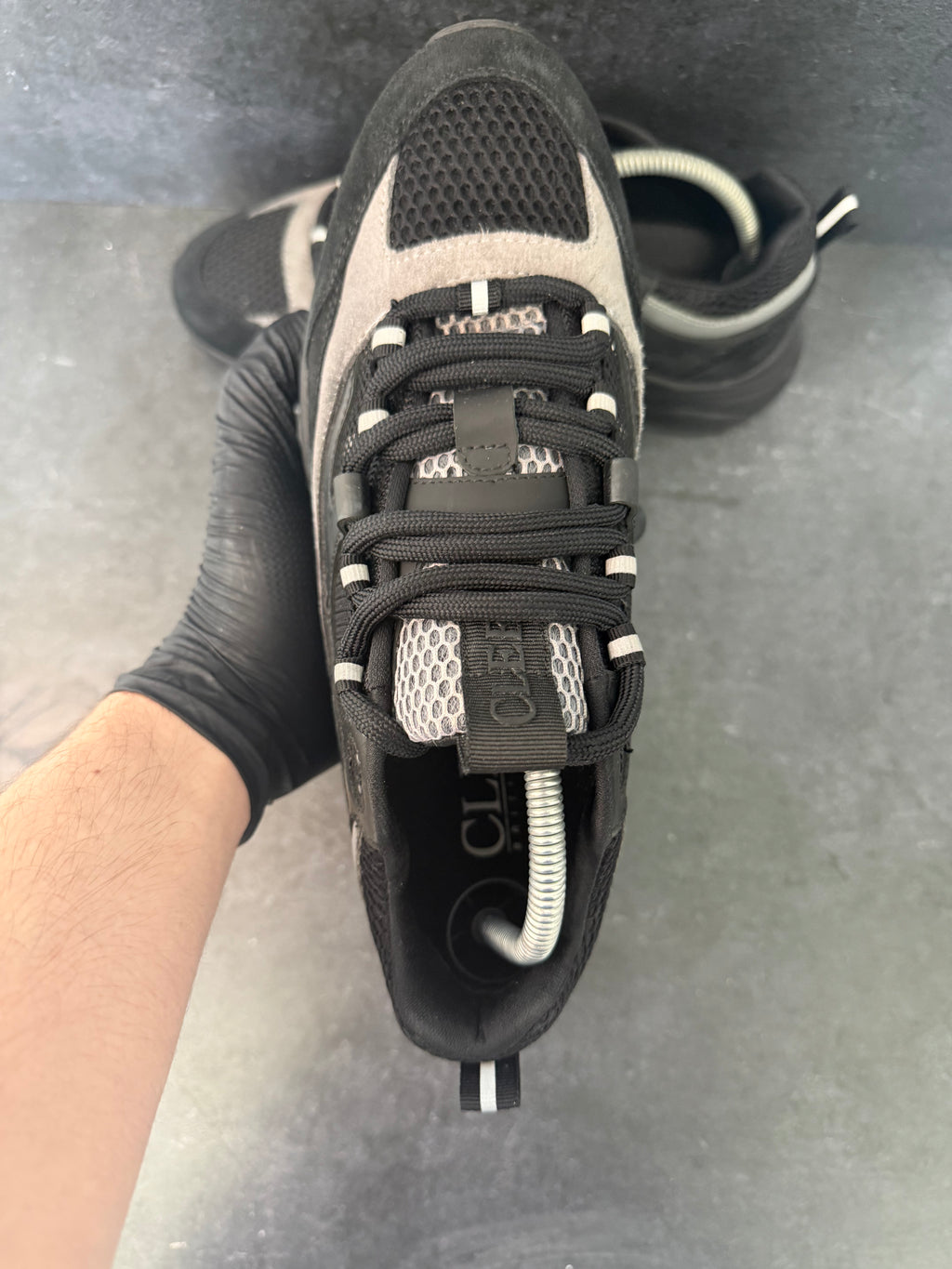 Authentic Cleens Aero Runner Black – UK 8
