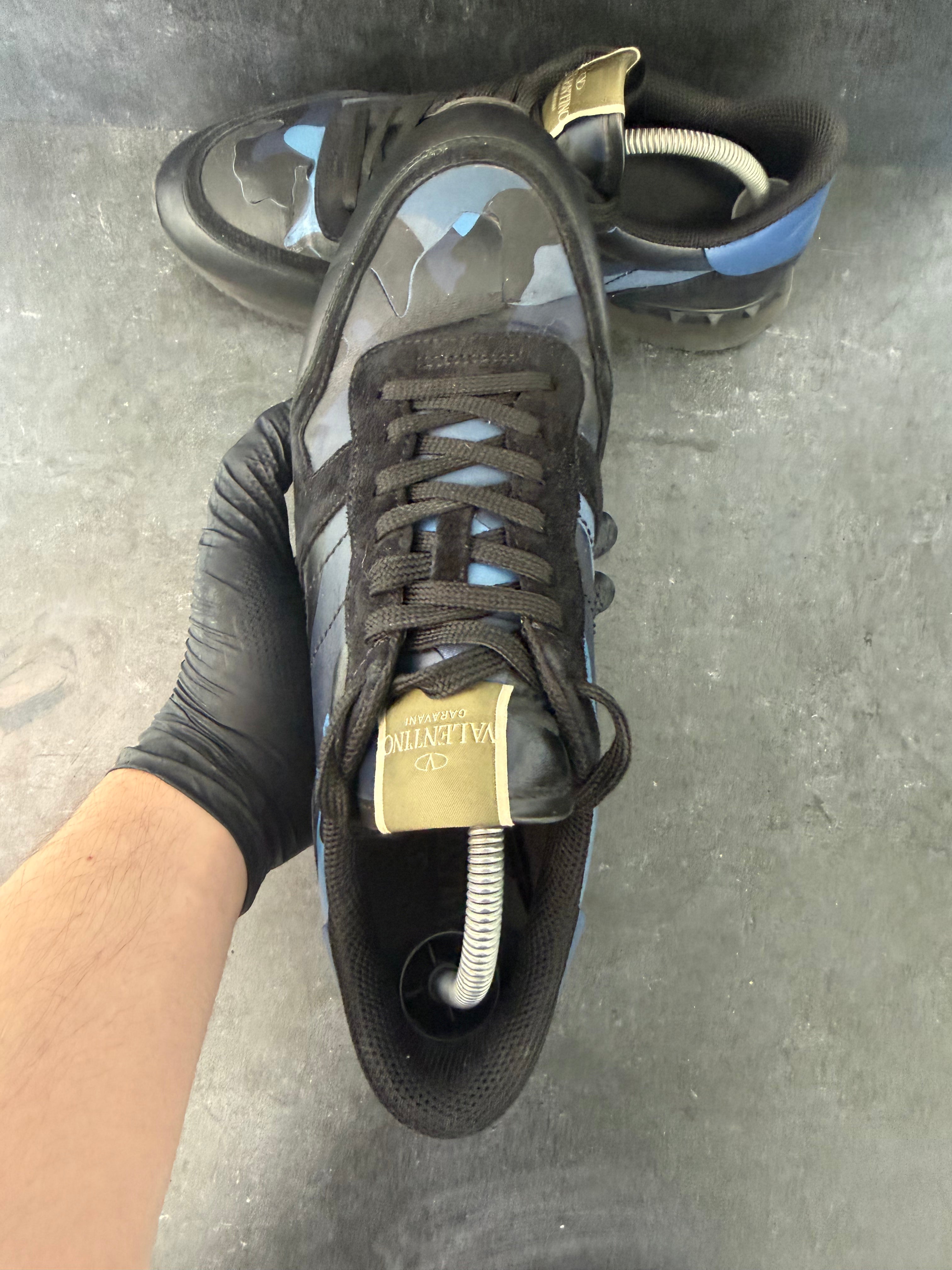 Authentic Valentino Rockrunner Black/Blue – EU 43