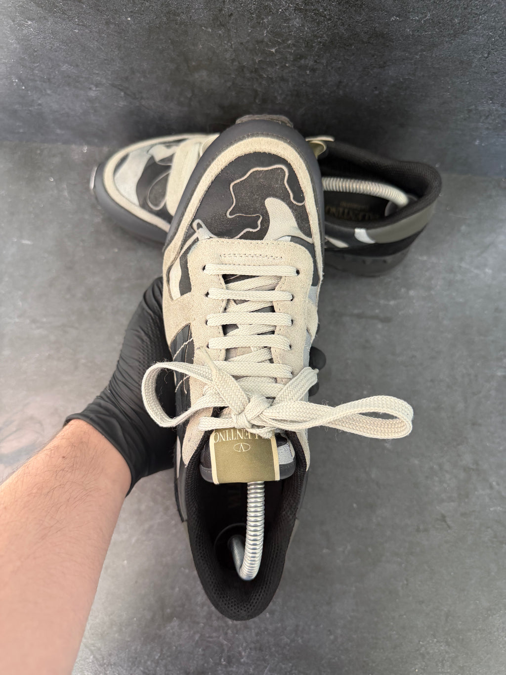 Authentic Valentino Rockrunner Grey/Black – EU 41.5
