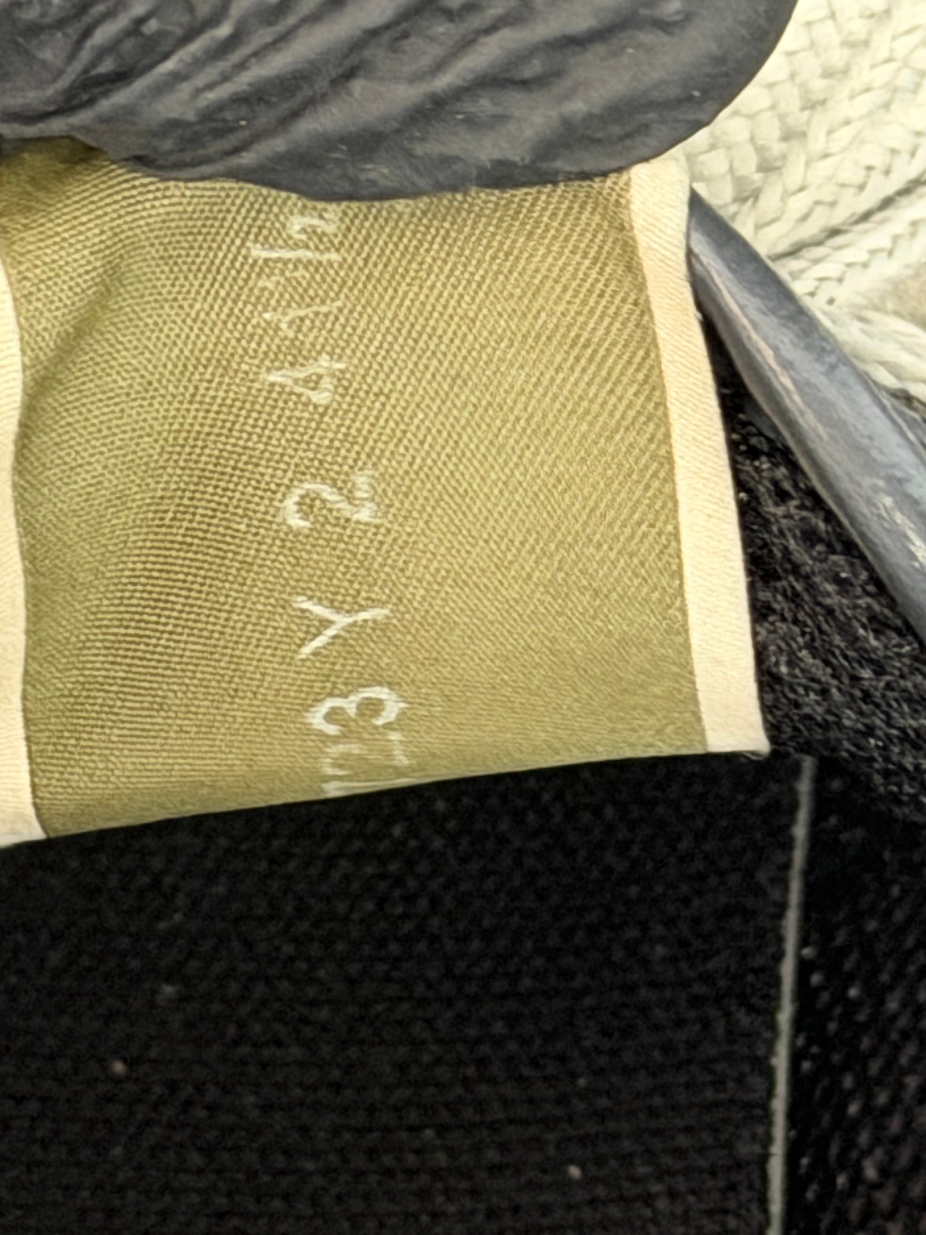 Authentic Valentino Rockrunner Grey/Black – EU 41.5