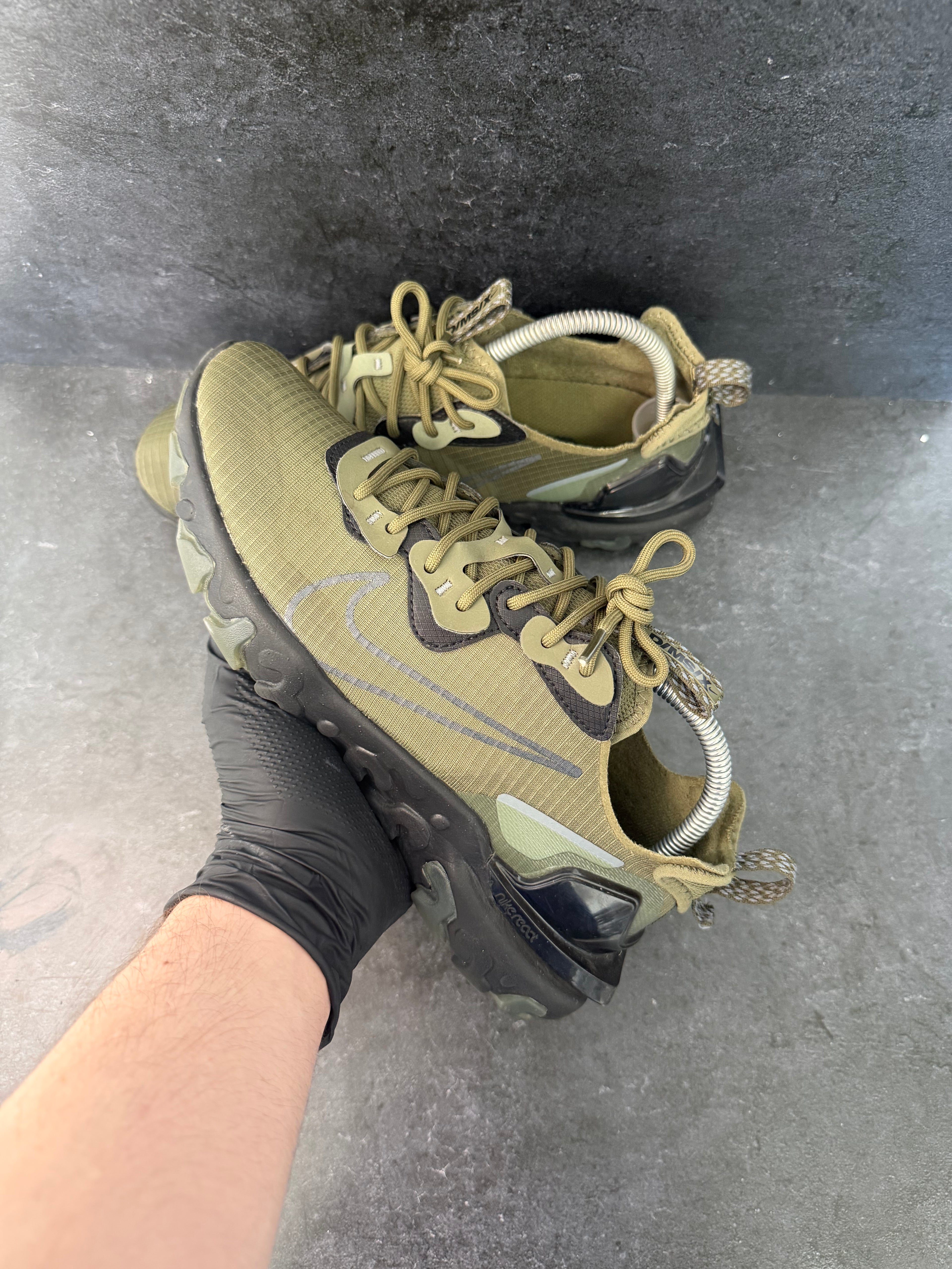 Authentic Nike Vision React Green – UK 7