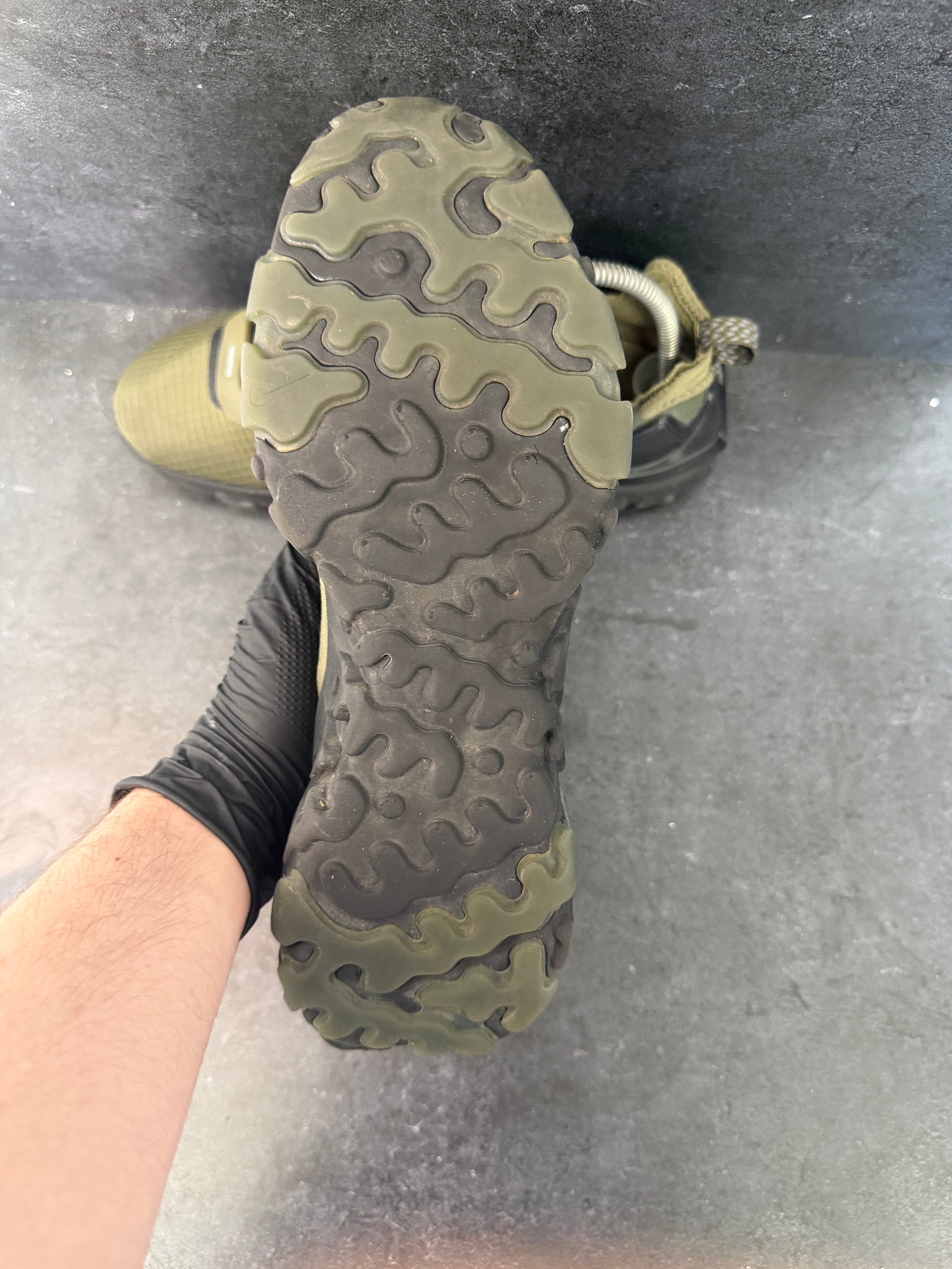 Authentic Nike Vision React Green – UK 7